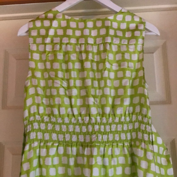 Green and white geometric dress - Picture 5 of 6